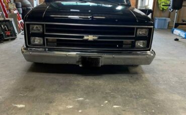 Chevrolet-C10-truck-1987-black