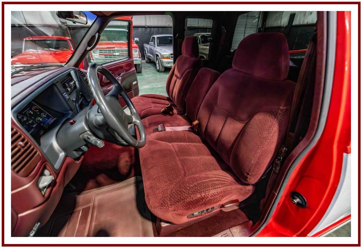 Chevrolet-C1500-silverado-1995-red-2