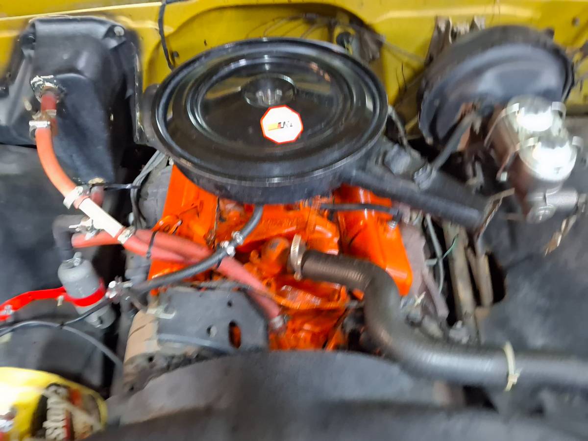 Chevrolet-C20-1971-custom-5