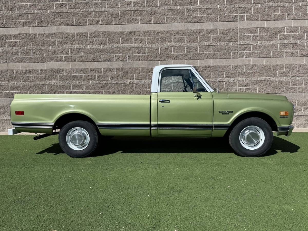 Chevrolet-C20-1972-green-15