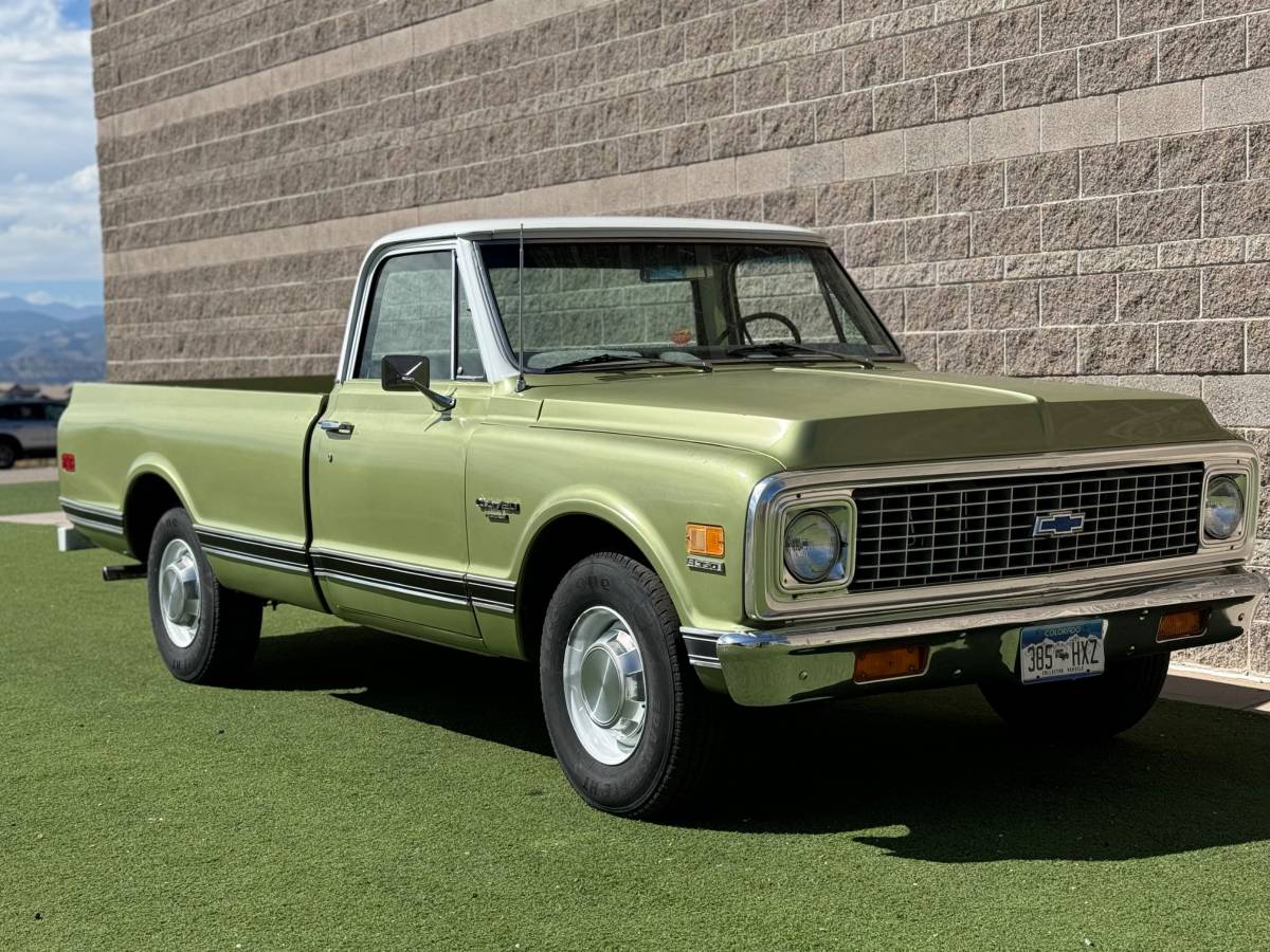 Chevrolet-C20-1972-green