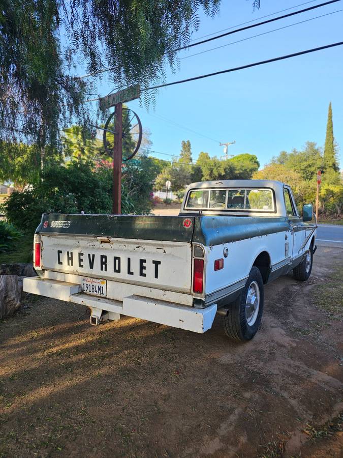 Chevrolet-C20-1972-white-4