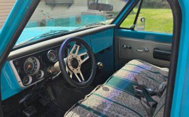 Chevrolet-C20-fleet-side-pickup-truck-1968-green-1