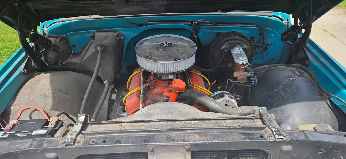 Chevrolet-C20-fleet-side-pickup-truck-1968-green-4