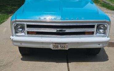Chevrolet-C20-fleet-side-pickup-truck-1968-green-5