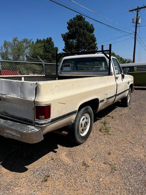 Chevrolet-C20-scottsdale-1985-brown-2