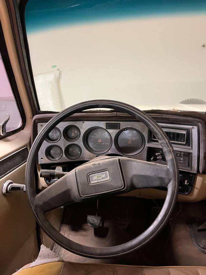 Chevrolet-C20-scottsdale-1985-brown-8