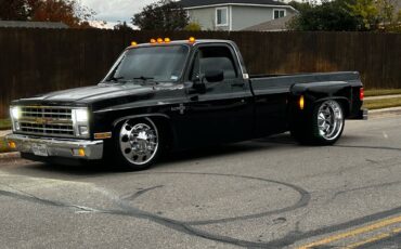 Chevrolet-C30-1982-black-3
