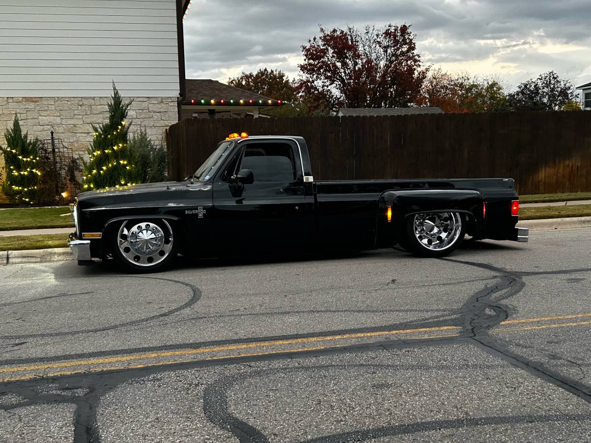 Chevrolet-C30-1982-black