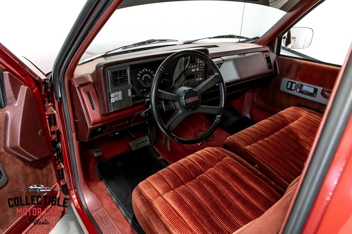 Chevrolet-CK-Pickup-1500-1991-Truck-2