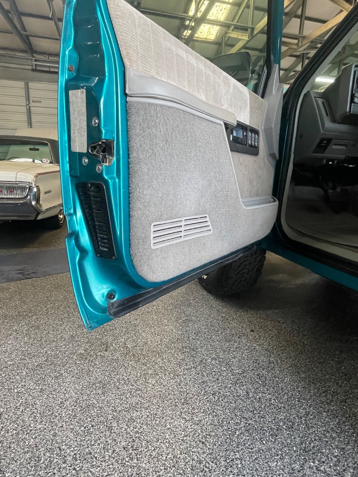 Chevrolet-CK-Pickup-1500-1993-Standard-Cab-Pickup-20