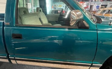 Chevrolet-CK-Pickup-1500-1993-Standard-Cab-Pickup-5