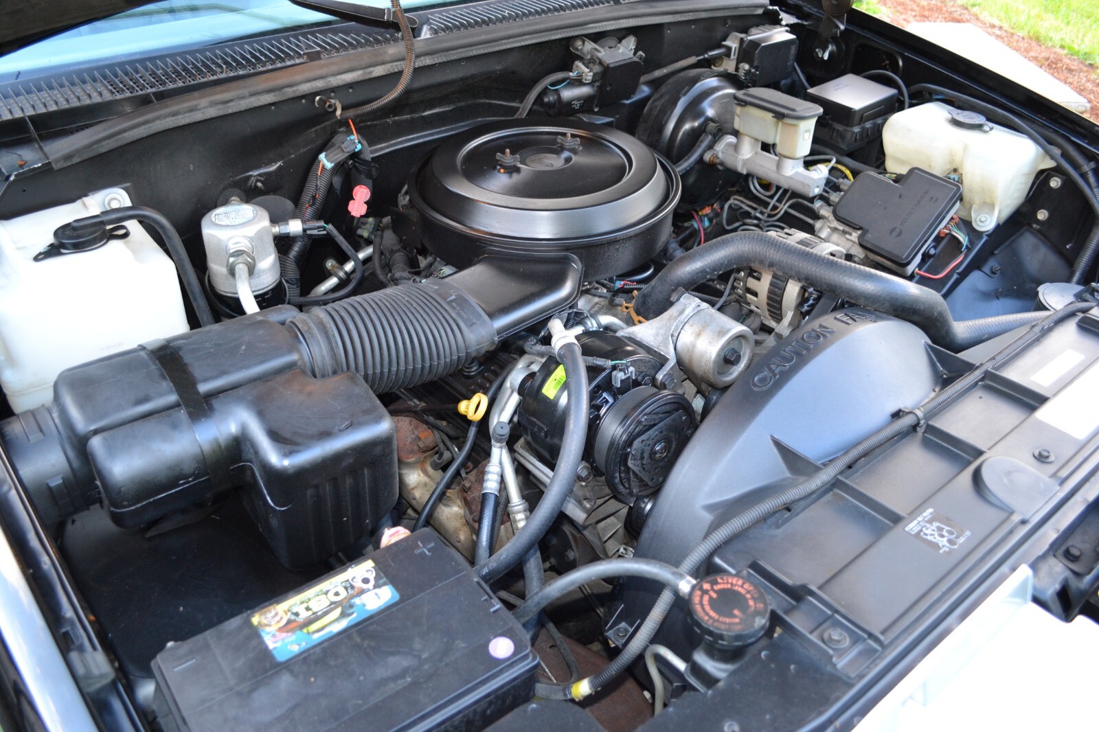 Chevrolet-CK-Pickup-1500-1995-Standard-Cab-Pickup-26