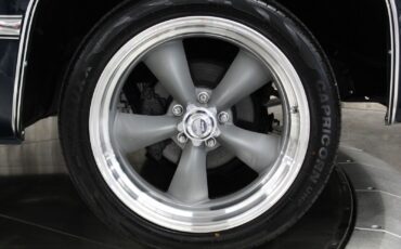 Chevrolet-CK-Pickup-1986-Beautiful-RestoMod-18