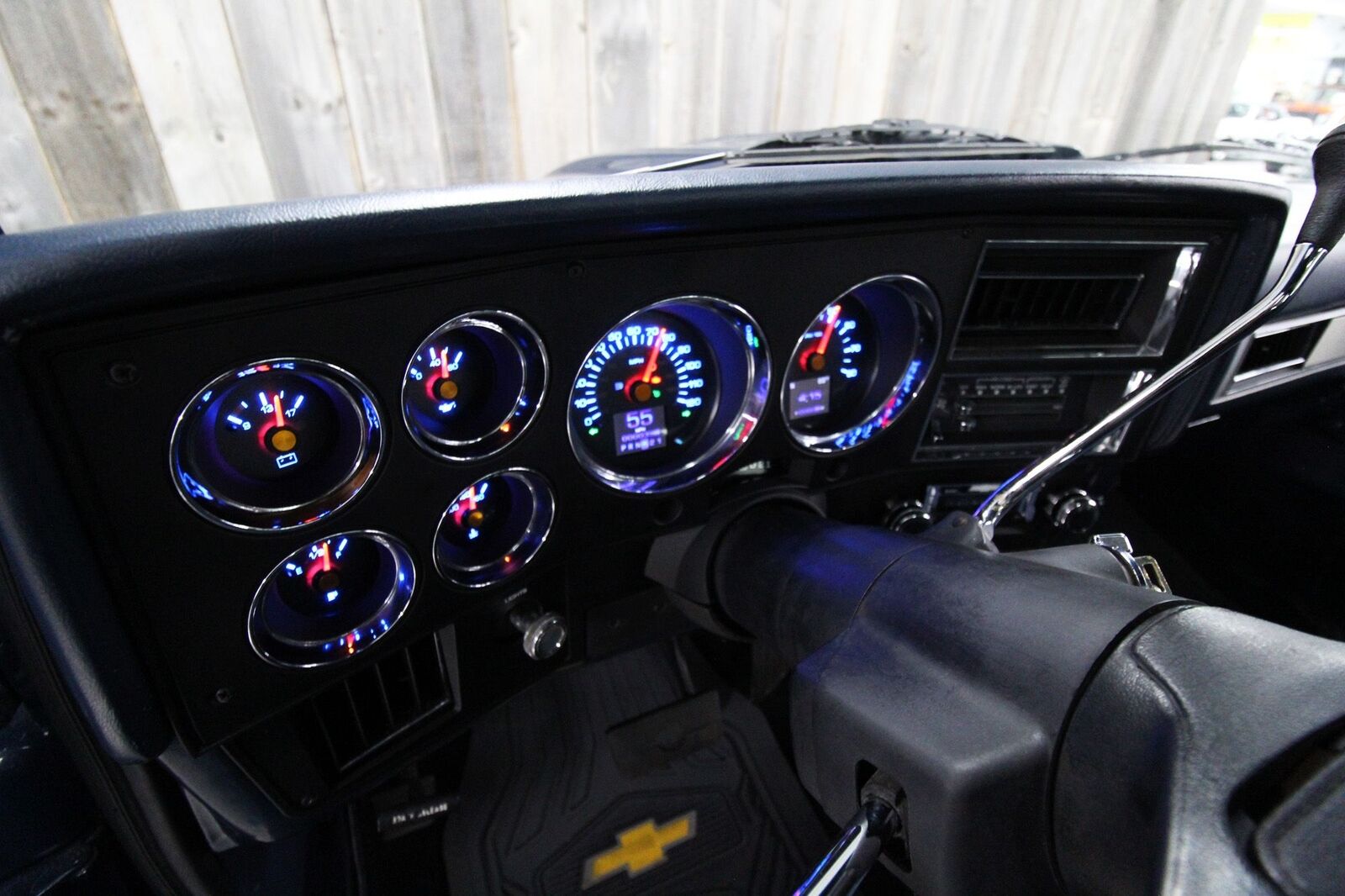 Chevrolet-CK-Pickup-1986-Beautiful-RestoMod-20