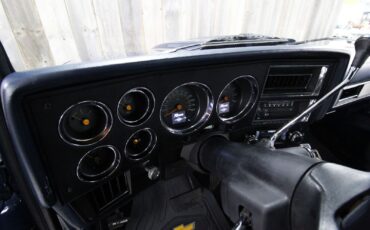 Chevrolet-CK-Pickup-1986-Beautiful-RestoMod-22