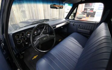 Chevrolet-CK-Pickup-1986-Beautiful-RestoMod-27