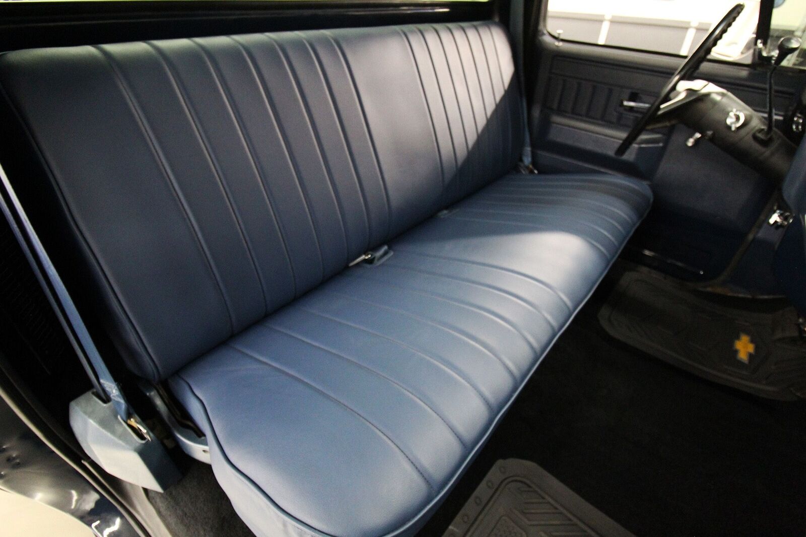 Chevrolet-CK-Pickup-1986-Beautiful-RestoMod-30