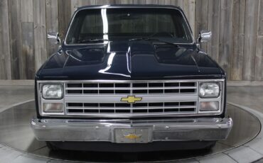 Chevrolet-CK-Pickup-1986-Beautiful-RestoMod-6