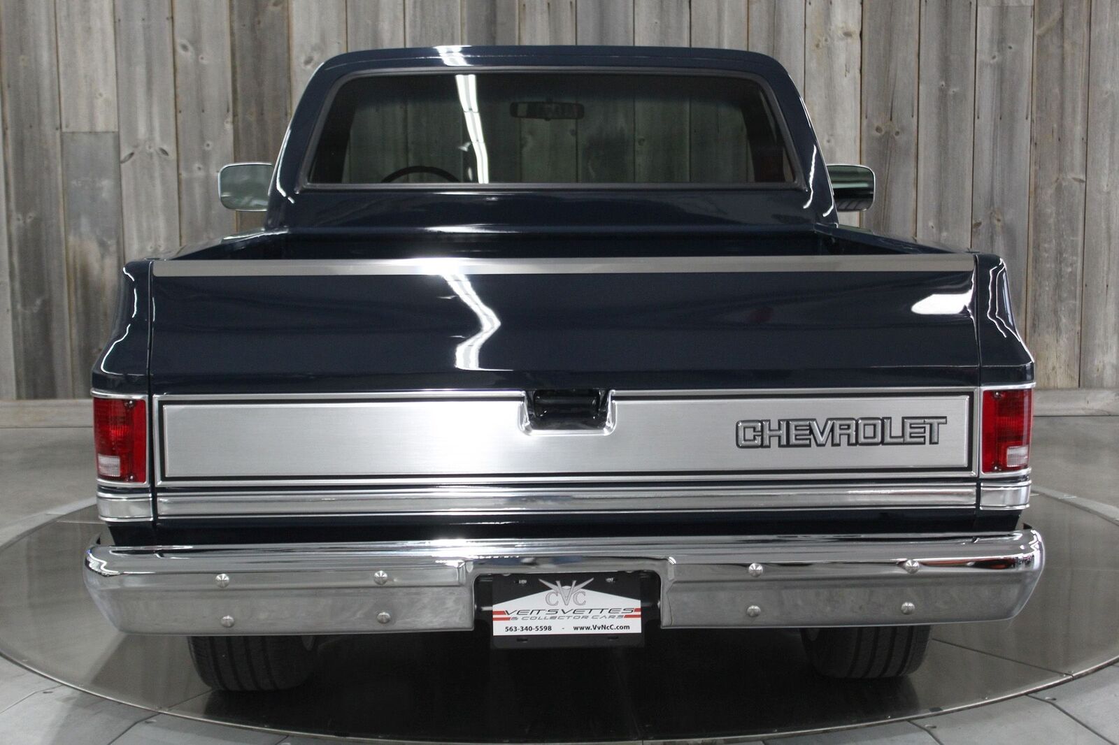 Chevrolet-CK-Pickup-1986-Beautiful-RestoMod-7