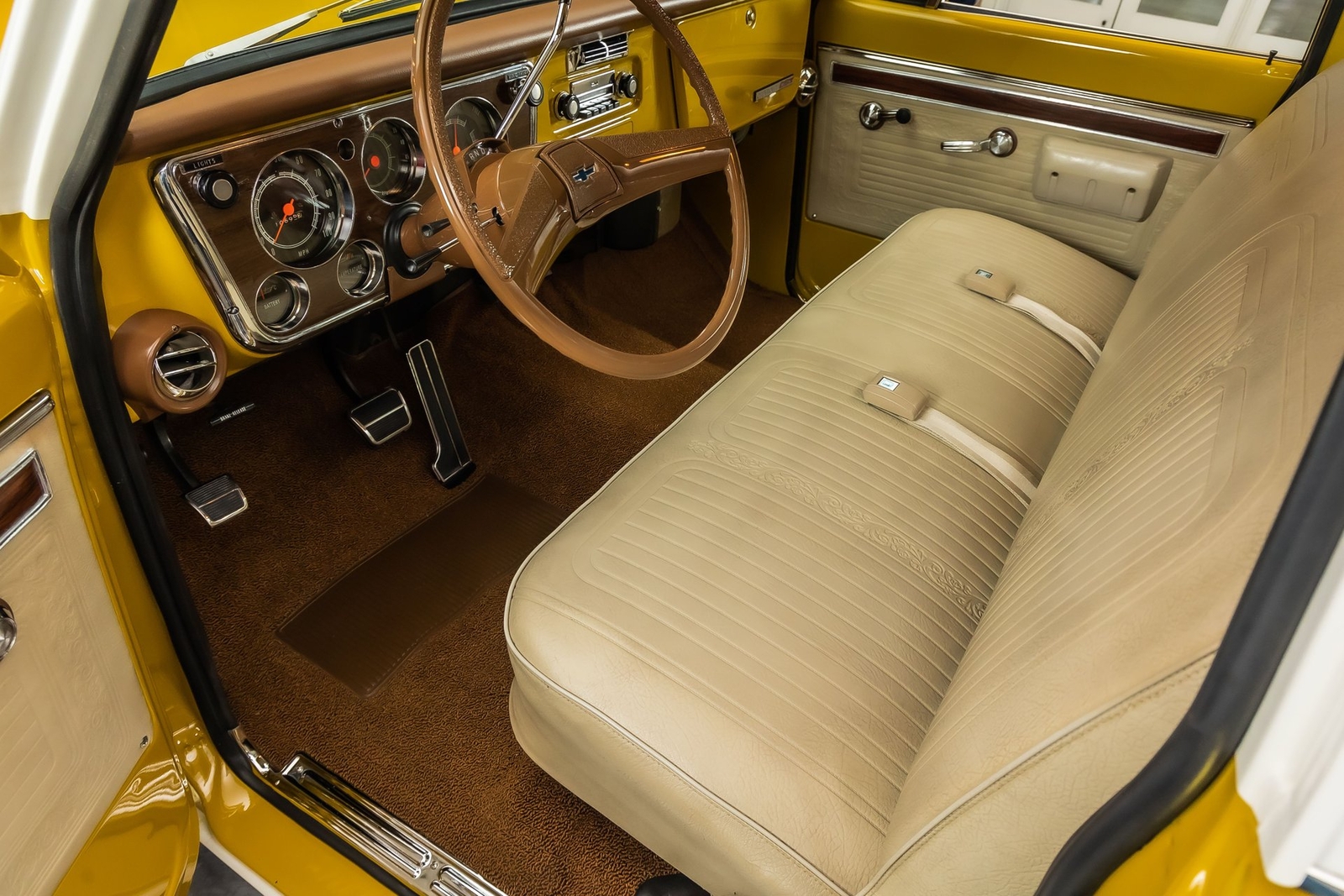 Chevrolet-CK-Pickup-2500-1970-Pickup-Truck-2