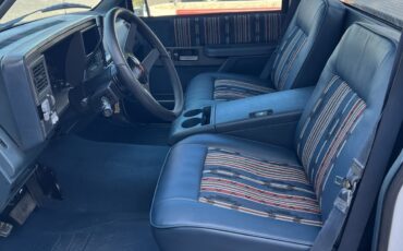 Chevrolet-CK-Pickup-3500-1992-Standard-Cab-Pickup-16