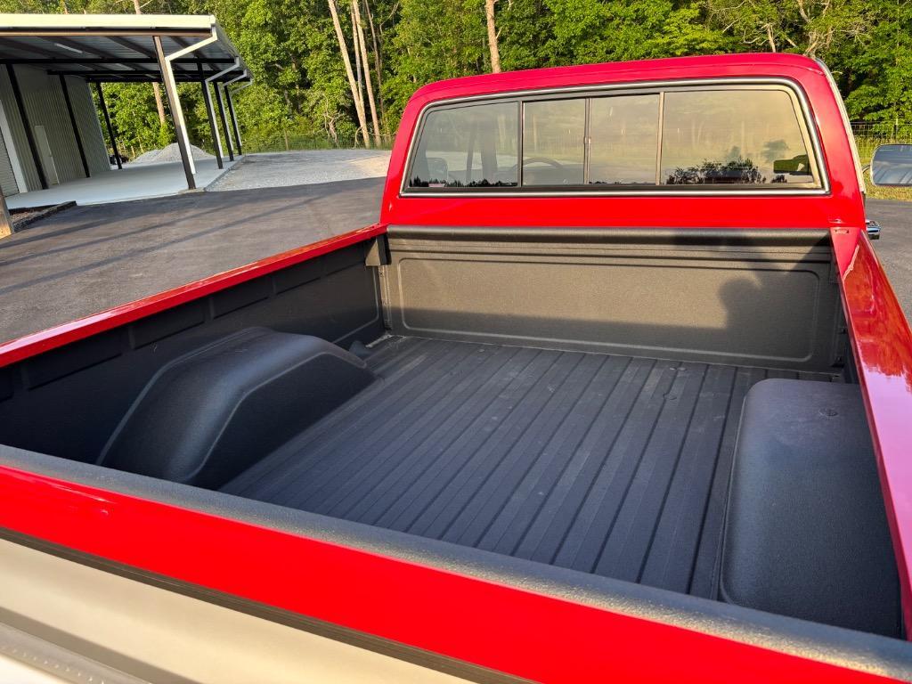 Chevrolet-CK10-4x4-100-Frame-off-1982-4x4-13