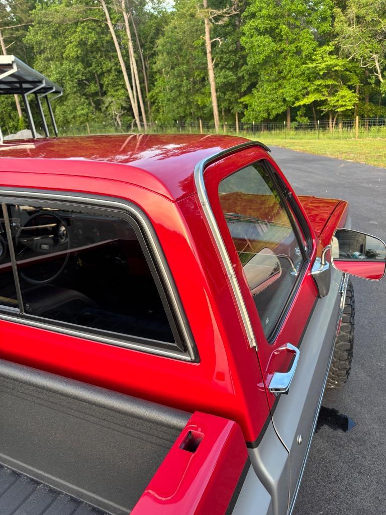 Chevrolet-CK10-4x4-100-Frame-off-1982-4x4-2