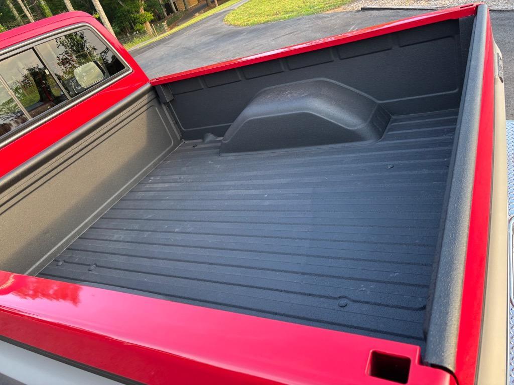 Chevrolet-CK10-4x4-100-Frame-off-1982-4x4-39