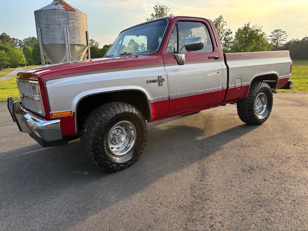 Chevrolet-CK10-4x4-100-Frame-off-1982-4x4-6