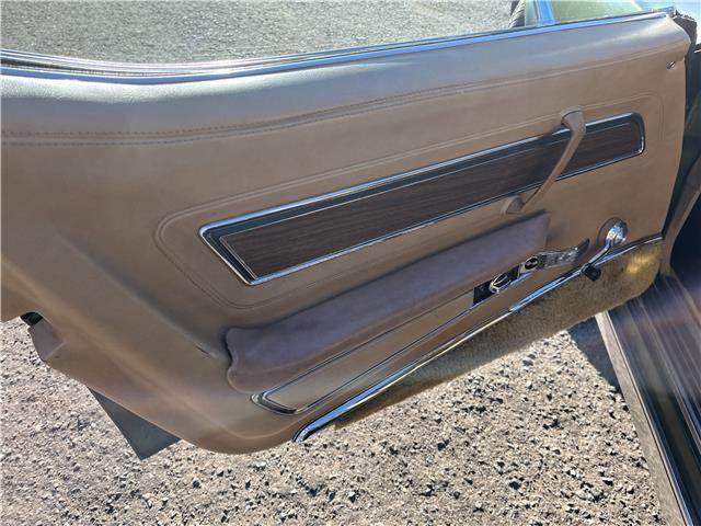 Chevrolet-CORVETTE-454-1970-COUPE-12