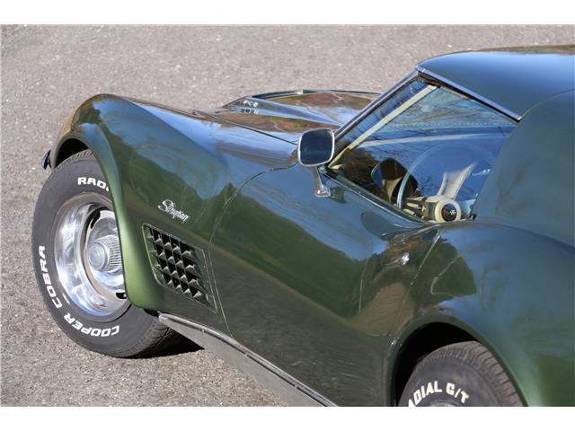 Chevrolet-CORVETTE-454-1970-COUPE-30
