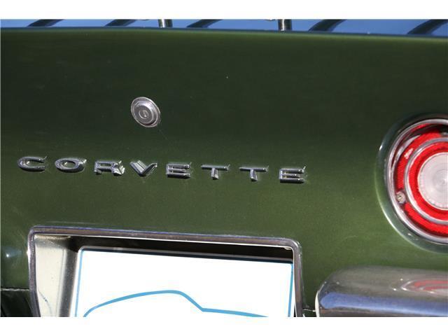 Chevrolet-CORVETTE-454-1970-COUPE-38