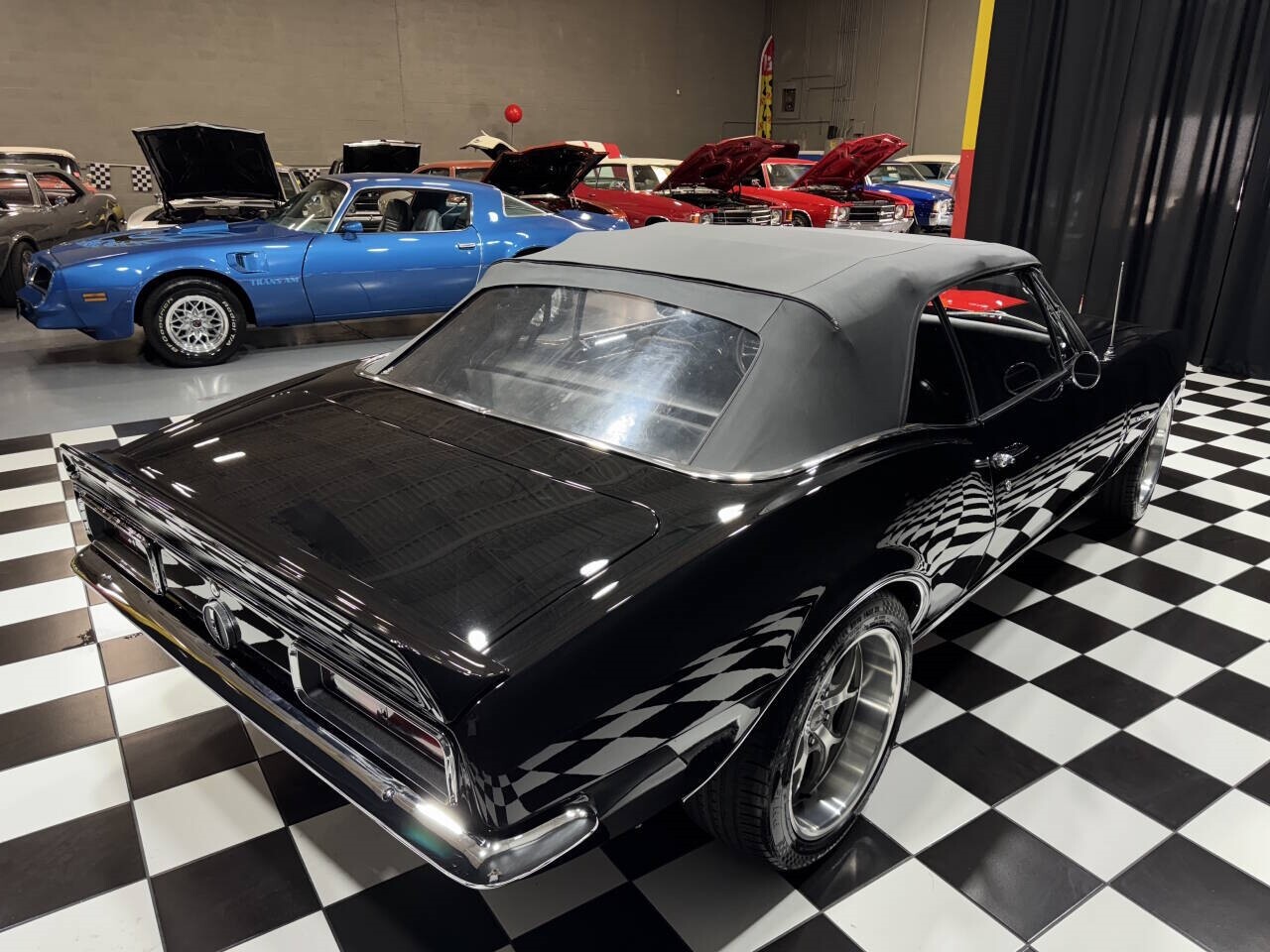 Chevrolet-Camaro-1967-Convertible-10