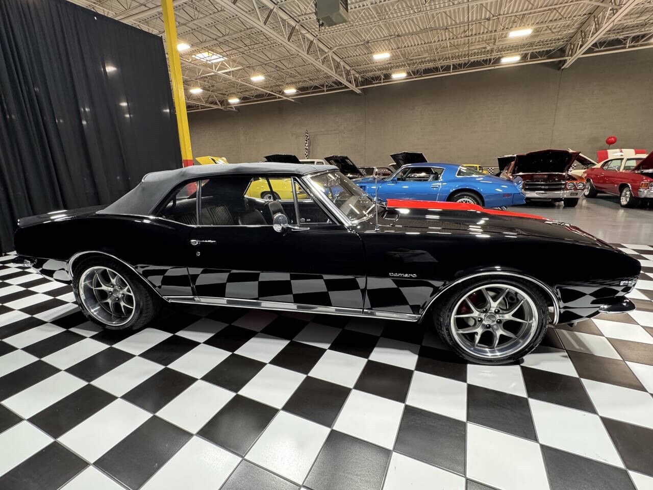 Chevrolet-Camaro-1967-Convertible-12