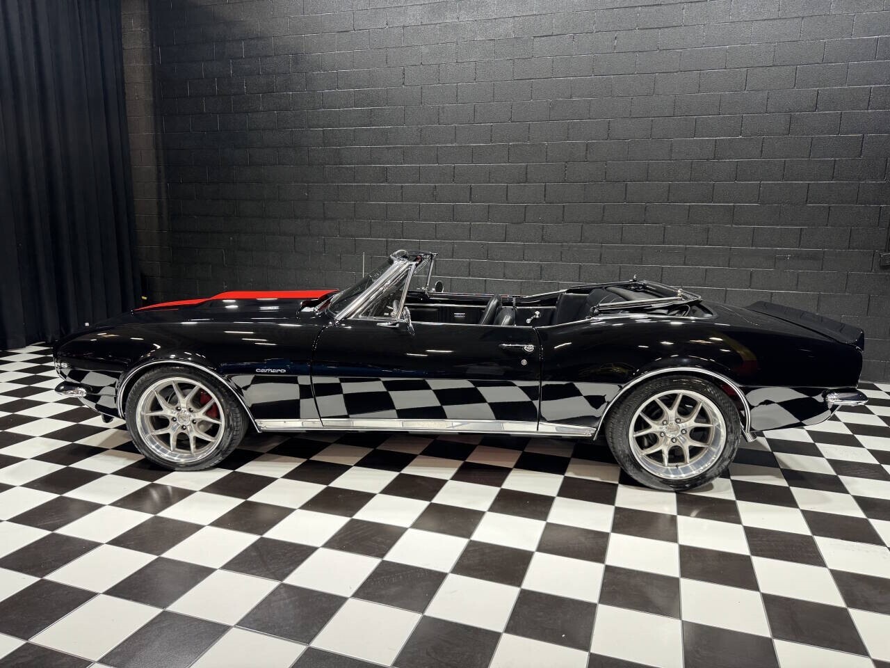 Chevrolet-Camaro-1967-Convertible-3