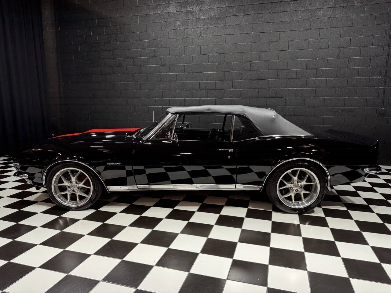 Chevrolet-Camaro-1967-Convertible-4