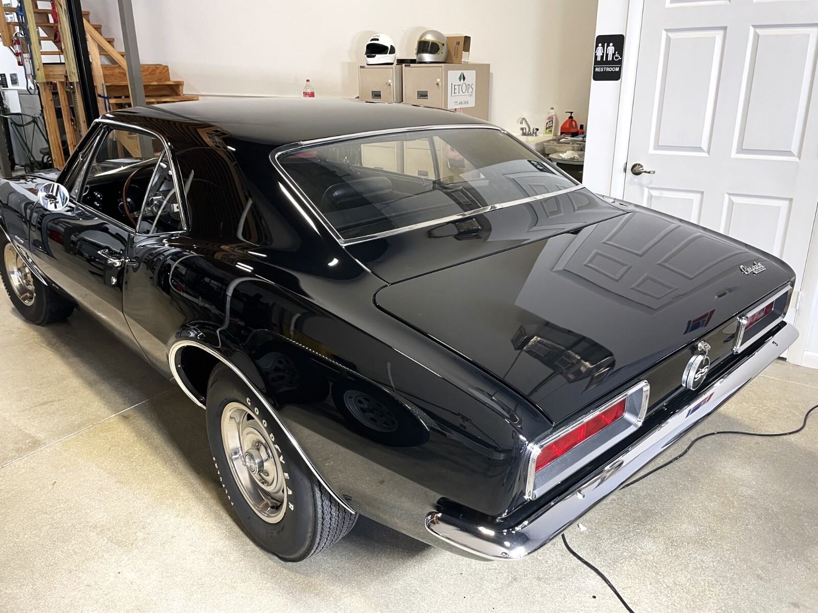 Chevrolet-Camaro-1967-Coupe-2