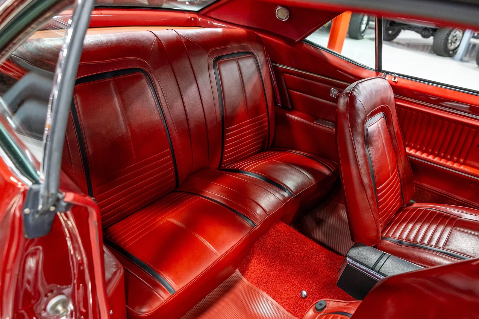 Chevrolet-Camaro-1967-Coupe-36
