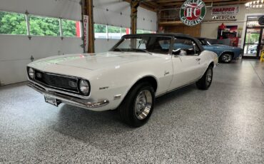 Chevrolet-Camaro-1968-Convertible-17