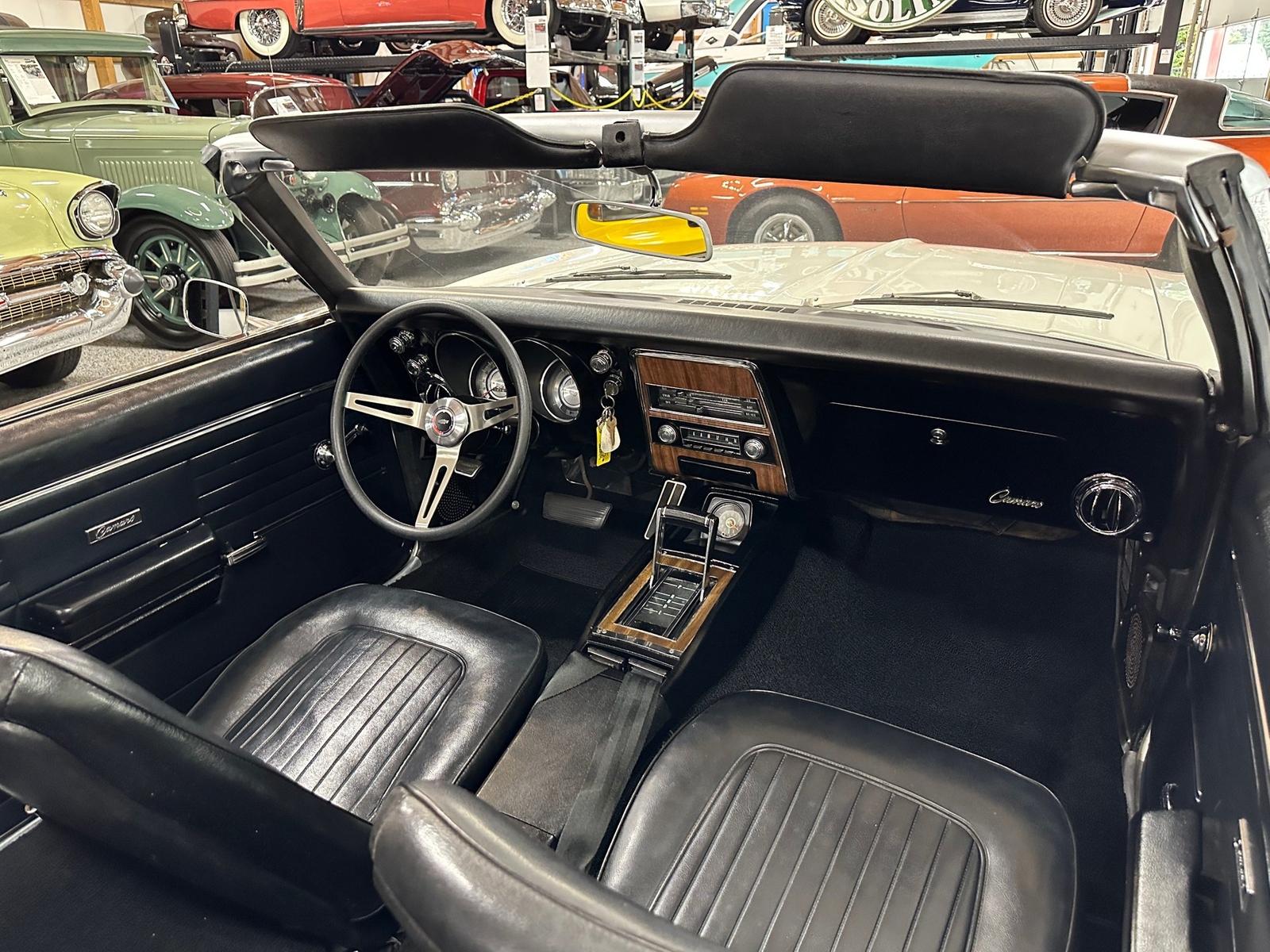 Chevrolet-Camaro-1968-Convertible-25
