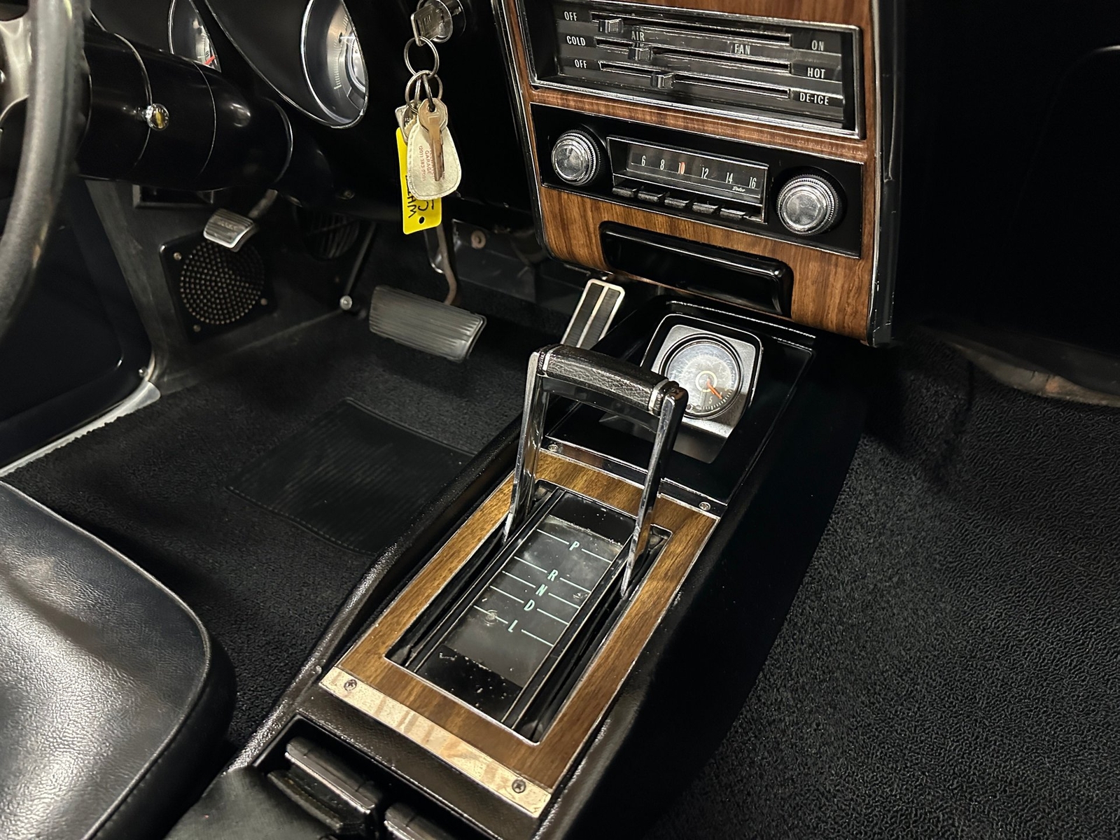 Chevrolet-Camaro-1968-Convertible-26