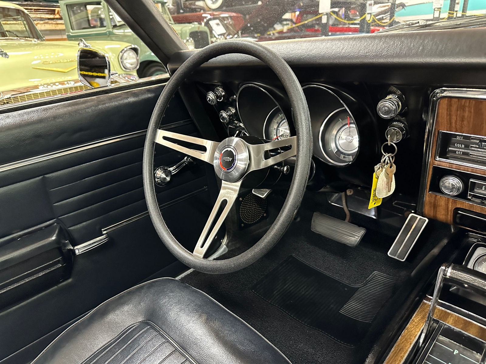 Chevrolet-Camaro-1968-Convertible-28