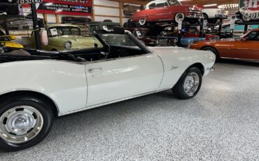 Chevrolet-Camaro-1968-Convertible-38