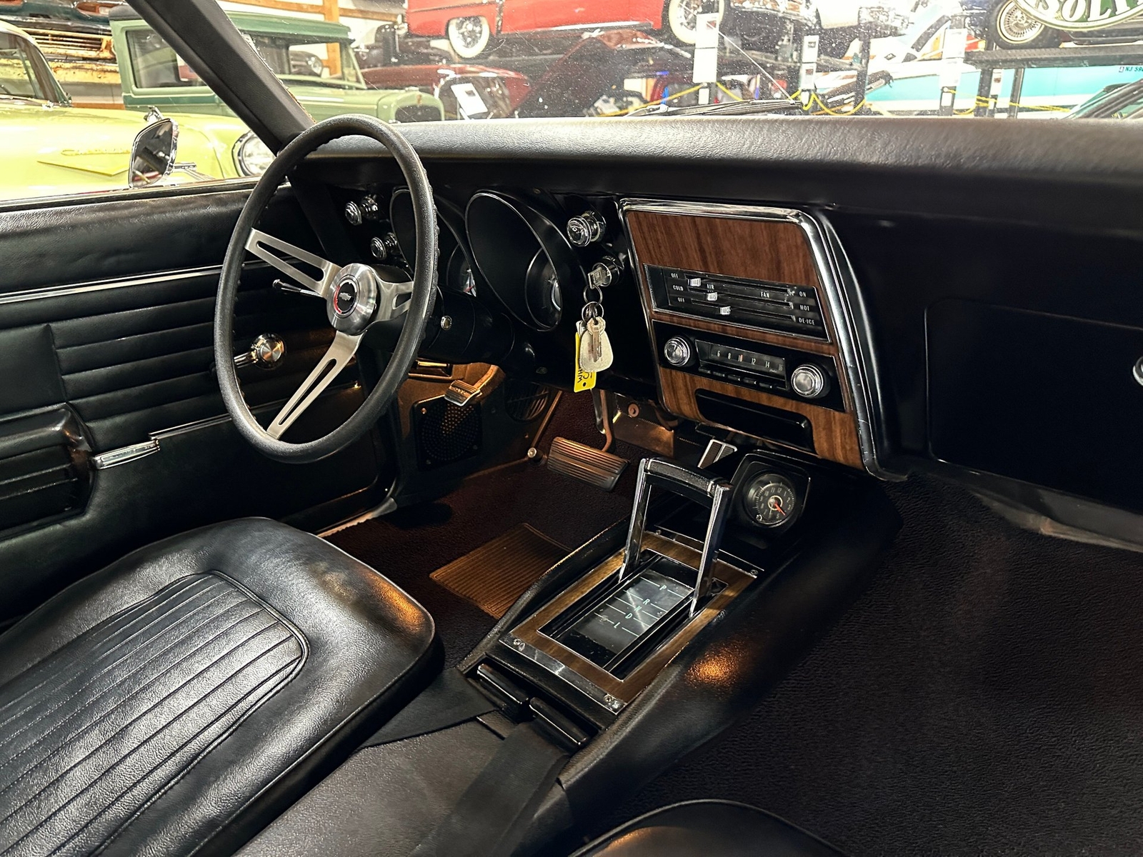 Chevrolet-Camaro-1968-Convertible-6