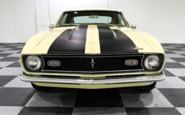 Chevrolet-Camaro-1968-Coupe-1