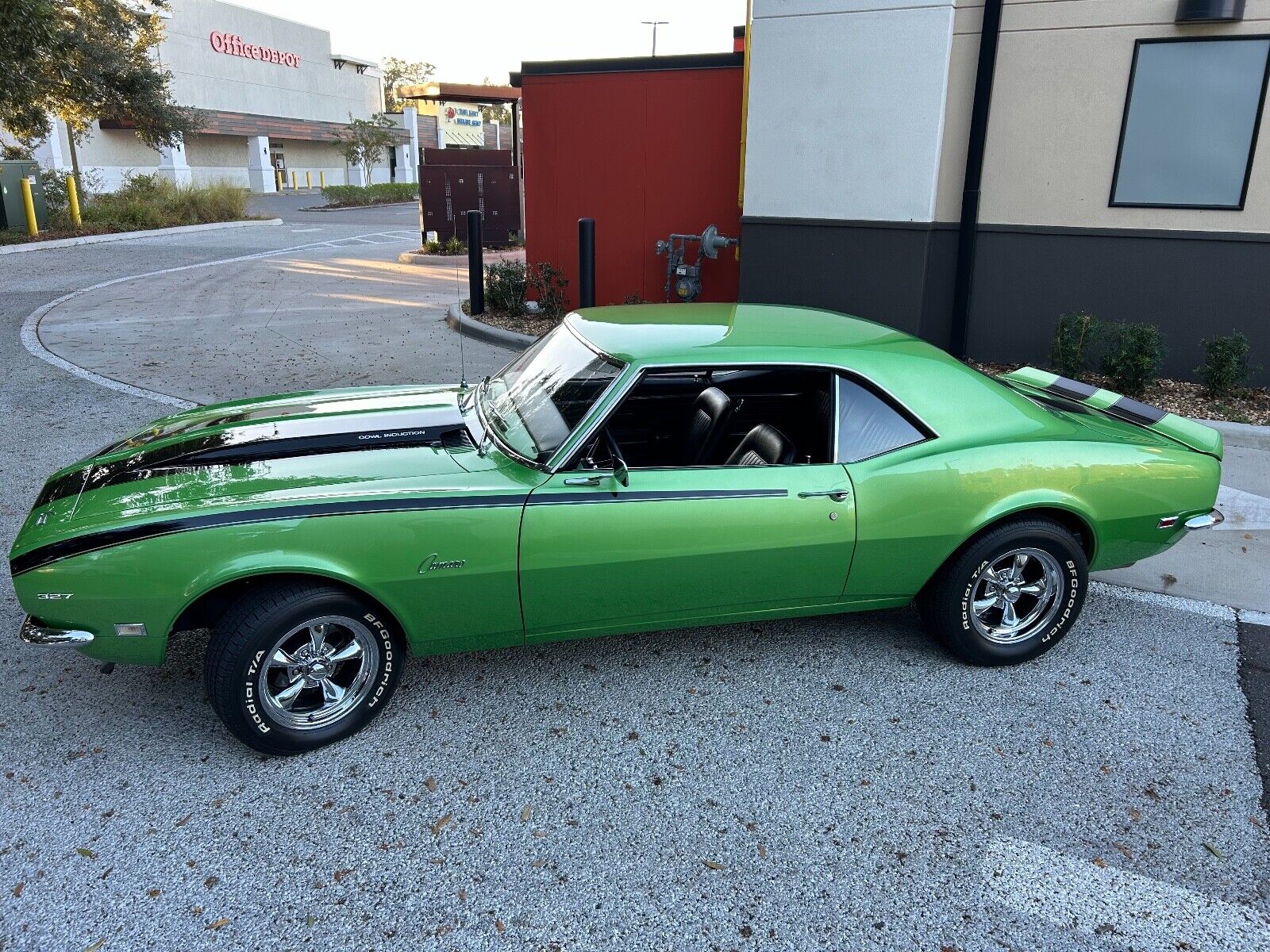 Chevrolet-Camaro-1968-Coupe-15