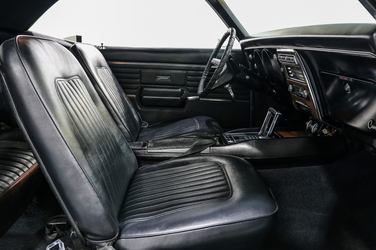 Chevrolet-Camaro-1968-Coupe-16