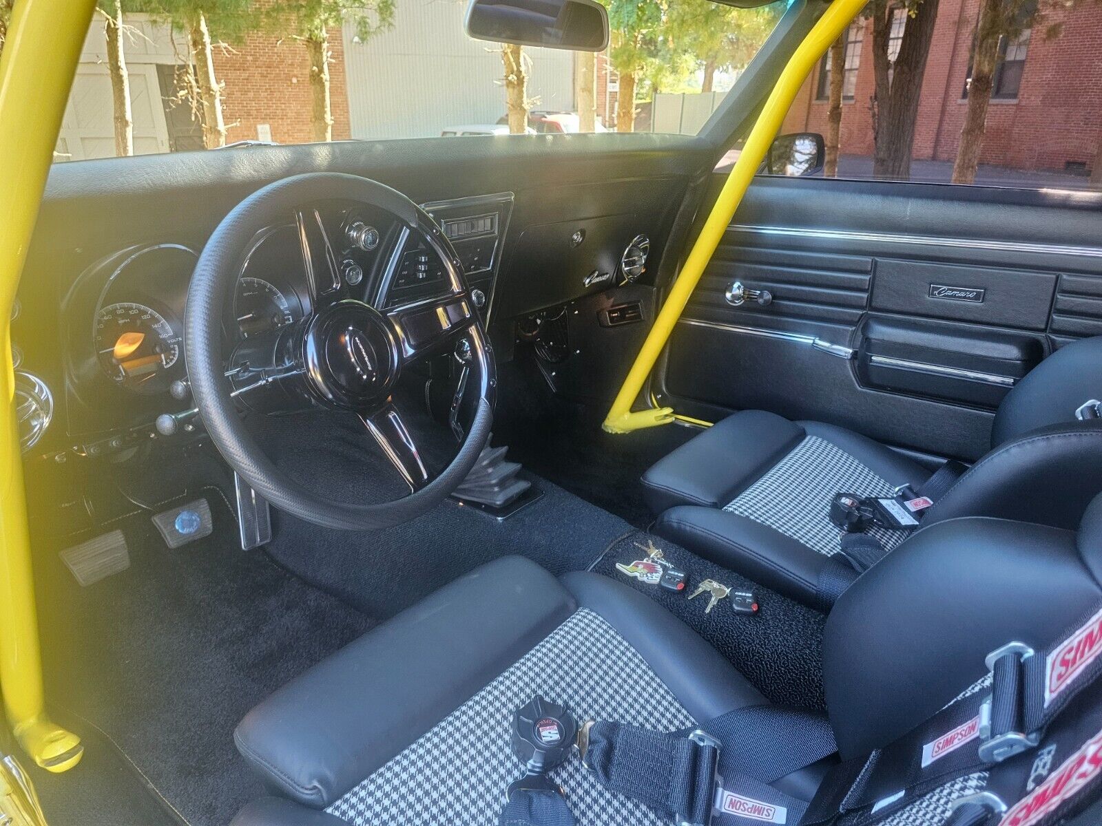 Chevrolet-Camaro-1968-Coupe-18