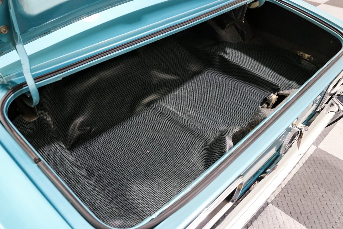 Chevrolet-Camaro-1968-Coupe-18